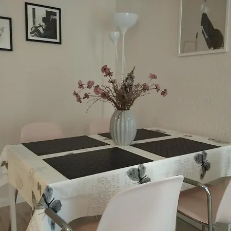 Apartment Apartment24 Lugde